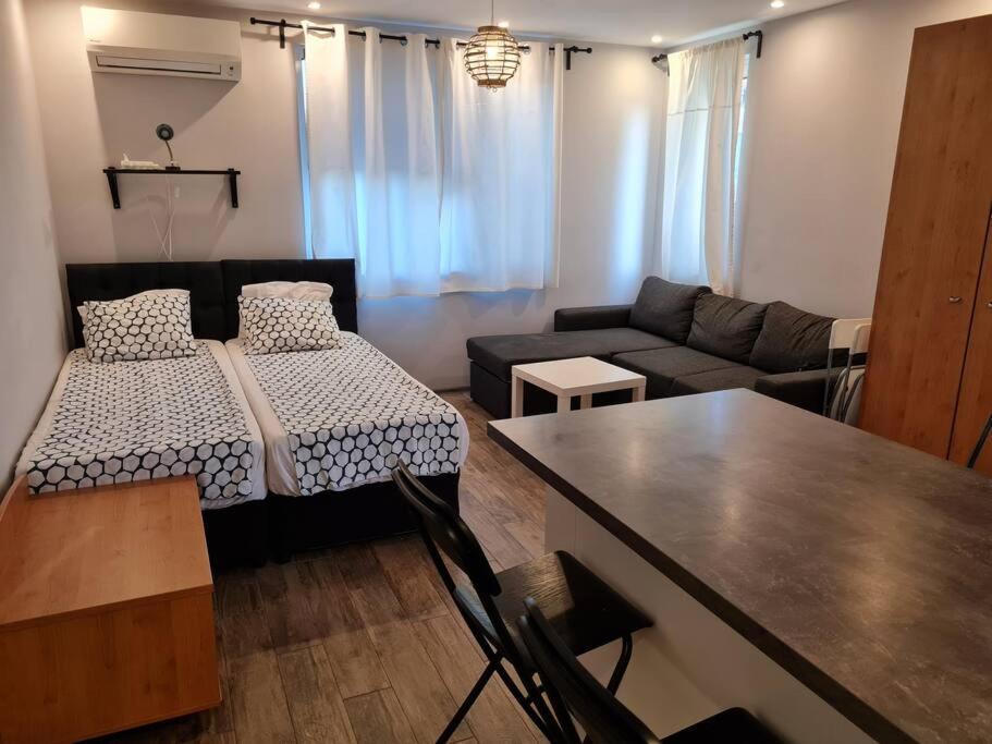 Studio Slavyanska Varna Eksteriør bilde